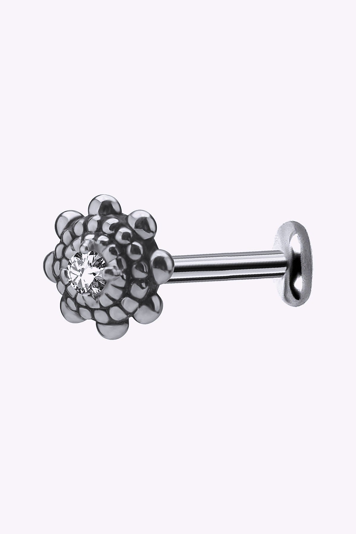 Labret Piercing Med Vackert Monster Kristall