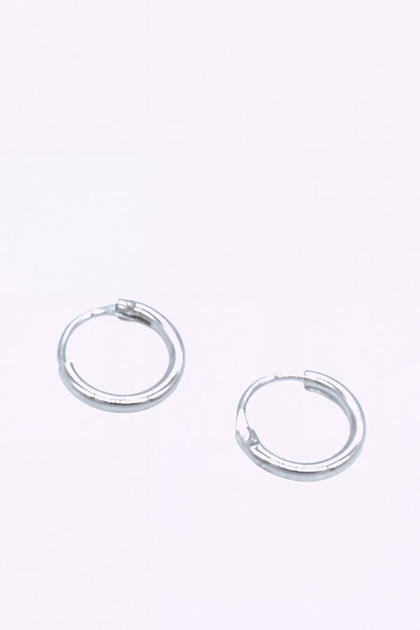 Silver Hoops Bianh