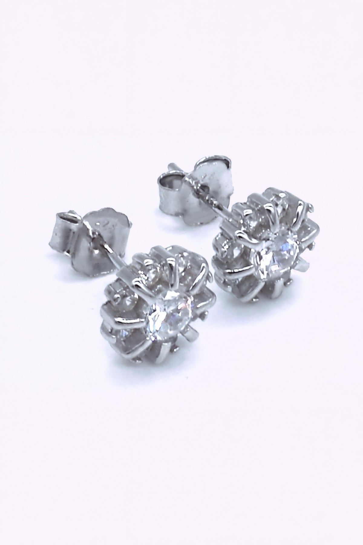 Studs Orhangen Silver Blomma